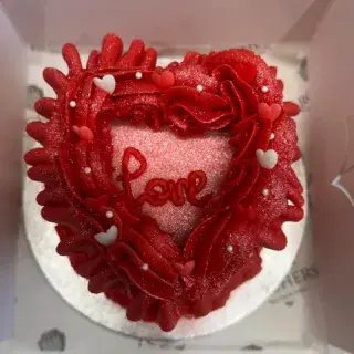 Valentines Heart Cakes ❤️

We have 4 Homemade Mini Valentines Heart Cakes still available. 💕

These are 4 inches, the perfect size for 2! 👩‍❤️‍👨

£20.00 each. 

These are for collection only tomorrow Friday 14th February from 9:30am-4:00pm. First come first served. ✨

#archers #archerscafe #redbankfarm #valentines #heartcake #homemade #homemadecake #supportlocal